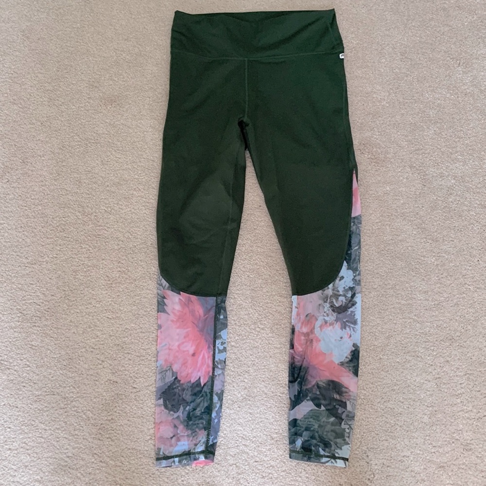 EUC Fabletics Floral Athletic Leggings